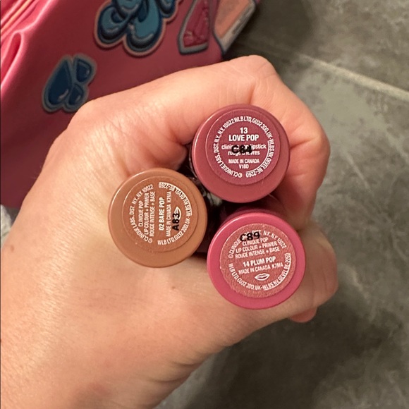 Clinique Lipstick Trio with Pink Bag - Picture 5 of 6